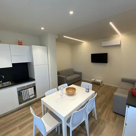 Andrea Apartment *