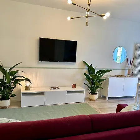 Andrea Apartment Garda (Verona)