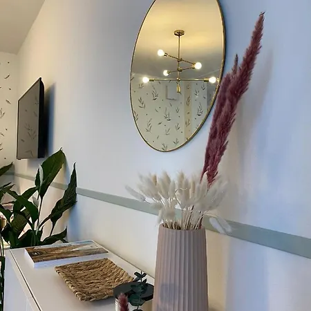 Andrea Apartment *
