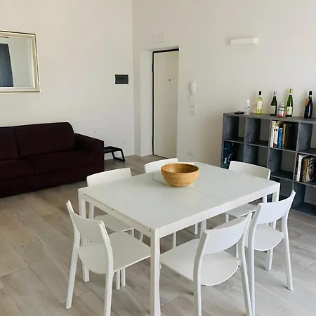 Andrea Apartment *